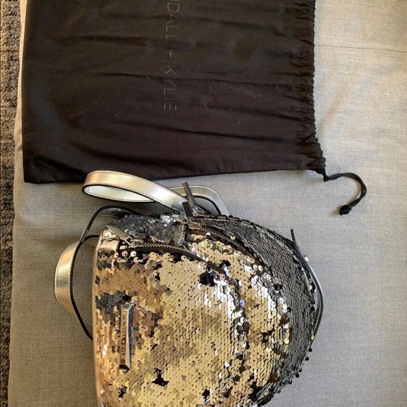 Kendall and Kylie mini back pack - Picture 2 of 6